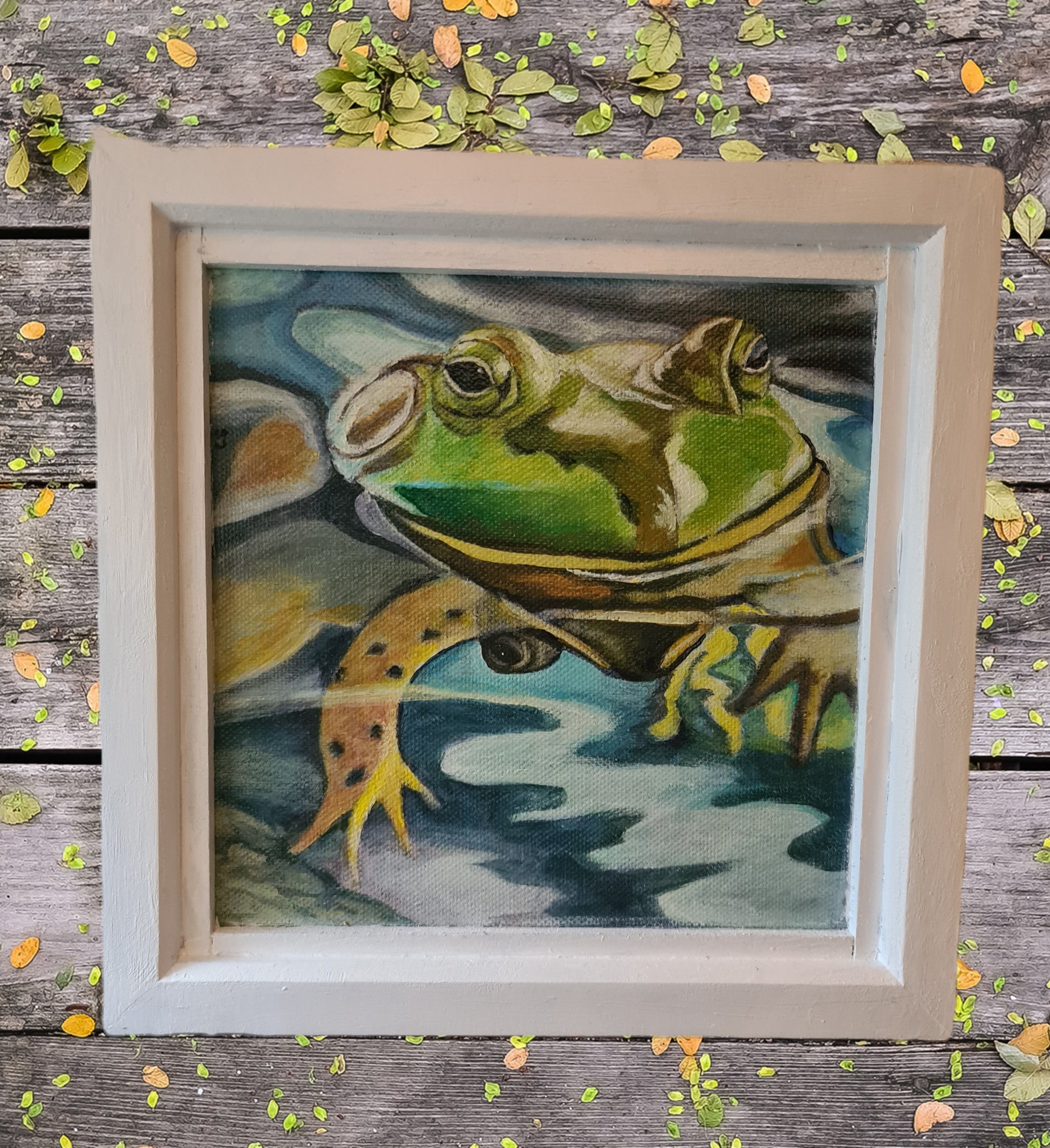 Swimming frog image 0